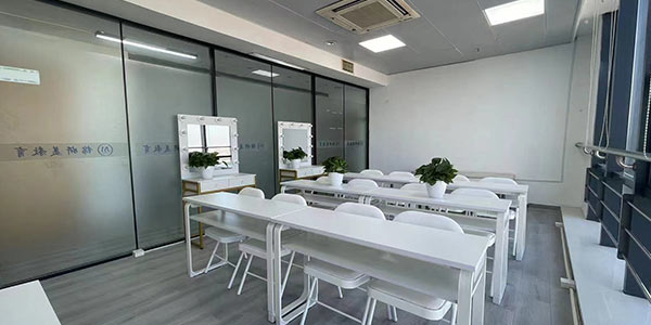 锦妍美教学环境