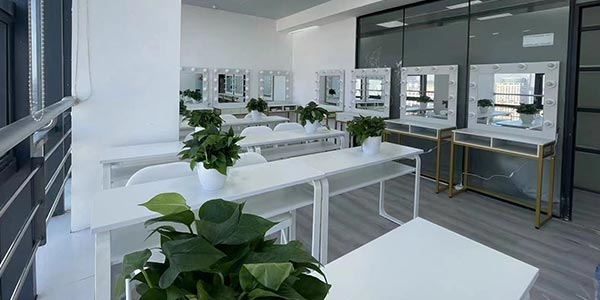 锦妍美教学环境