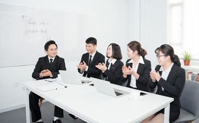 大型招聘会、职业规划公开课