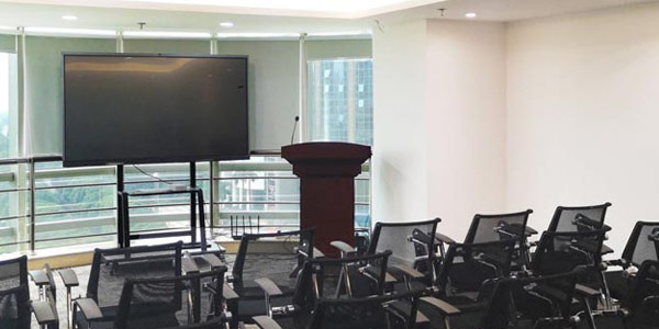 诚安信教育多媒体教室
