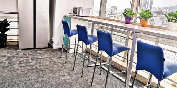 诚安信教育休息室