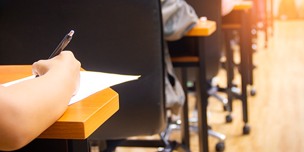 公务员模拟考试