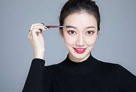 喜欢化妆技术的人员