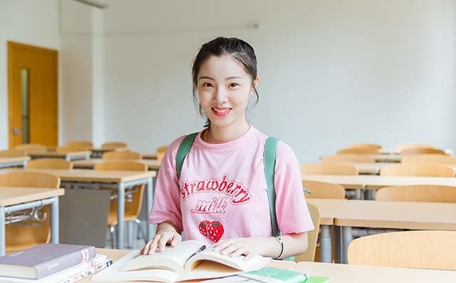 学中级经济师要报班吗