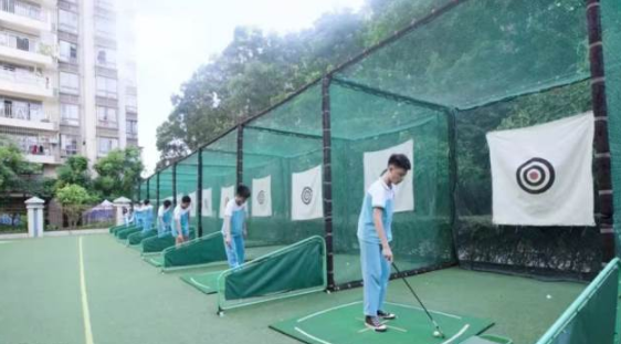 美中学校生活配套怎么样？