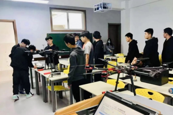 华拓航遥工程教学现场展示