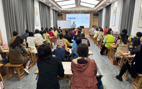 零基础小儿推拿7天跟诊课程