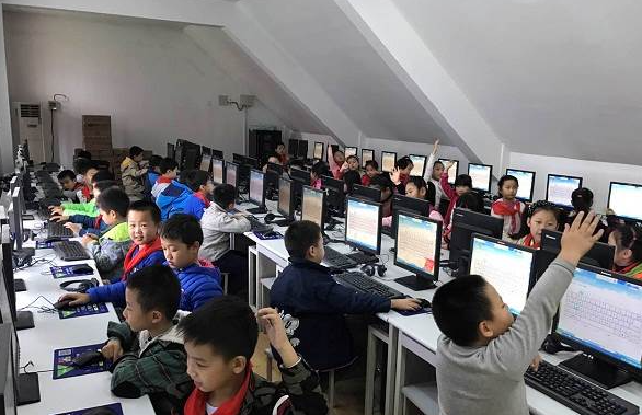 青少年机器人技术等级考试证书培训课程