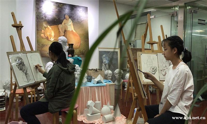 苏州美术六艺素描暑期培训班
