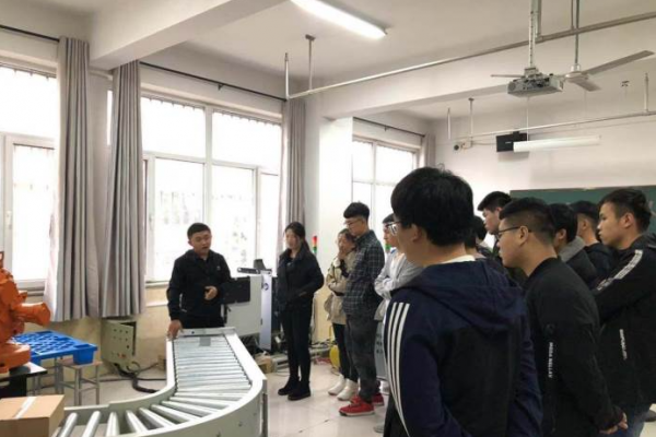 工业机器人调试工程师就业班