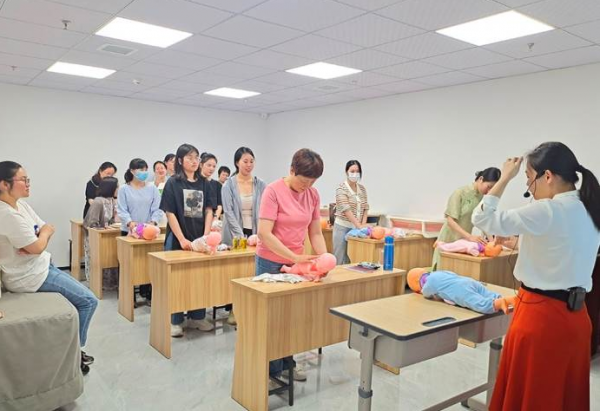 宁波催乳师产后修复小儿推拿培训班