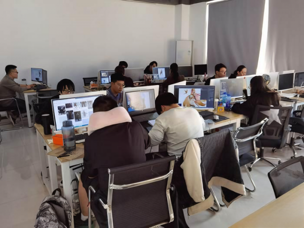 青岛王氏教育3D游戏模型大师培训班